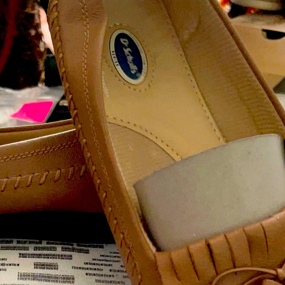 Dr. Scholls size 8 shoe brand new without tags
